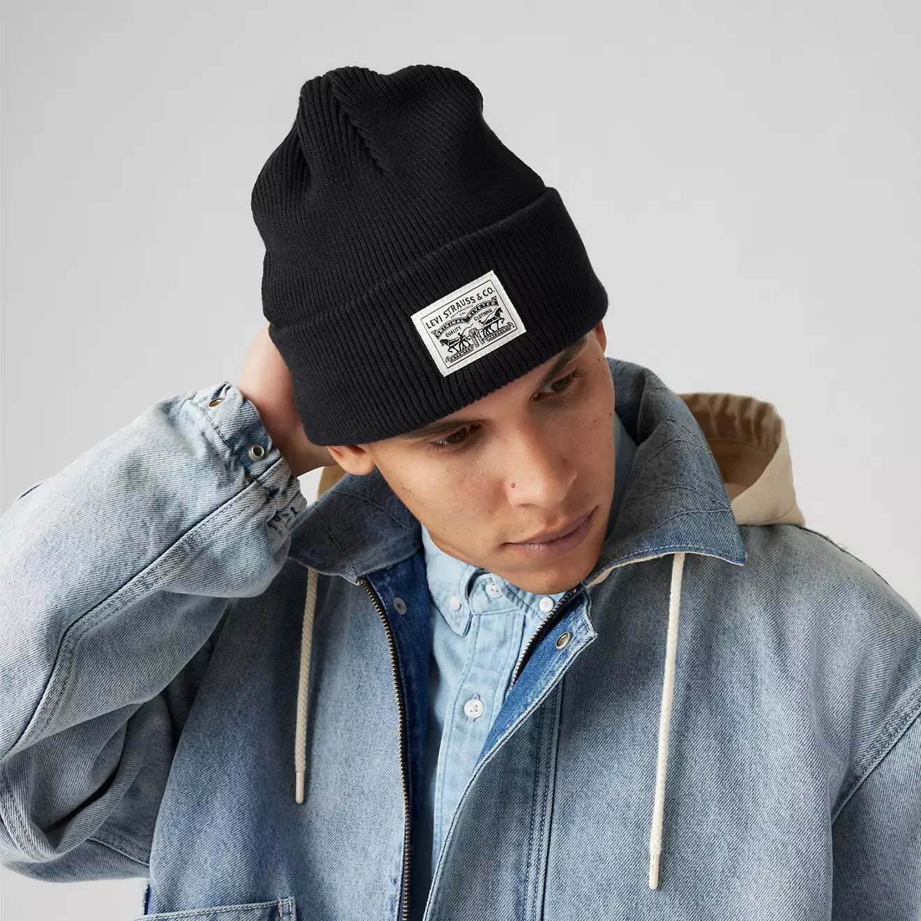 Levi's Backpatch Beanie (Black)