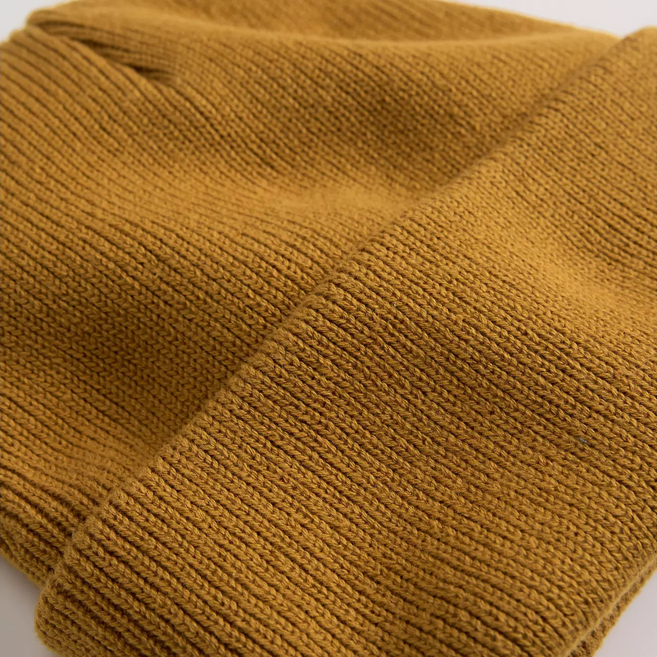 Levi's Backpatch Beanie (Neutral)