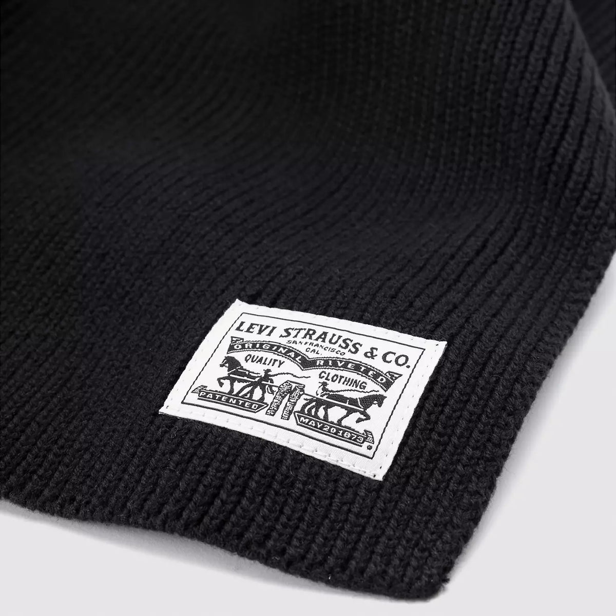 Levi's Backpatch Scarf (Black)