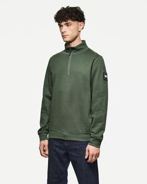 Weekend Offender Kraviz 1/4 Zip Sweatshirt (Black Forest Green)