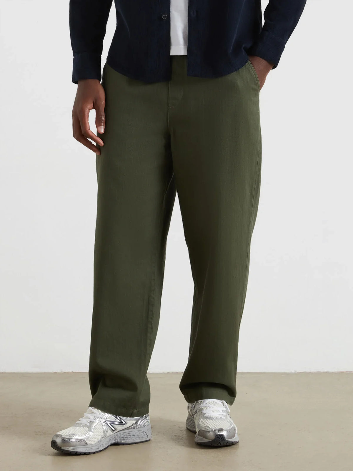 Farah Greenport Trousers (Rosemary)