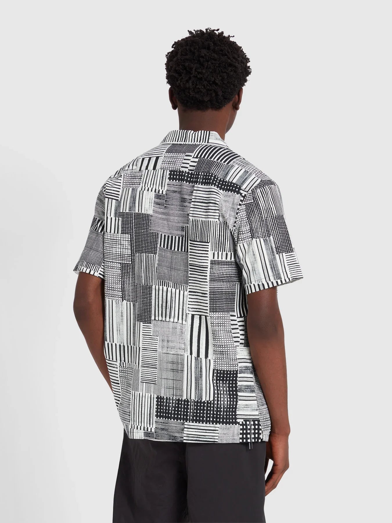 Farah Chiltern Archive Print Shirt (Black)